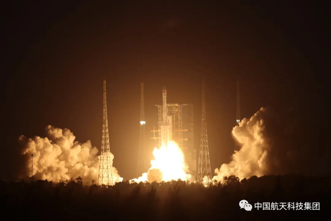 现役最高火箭长七A出征！一箭双星，成功！